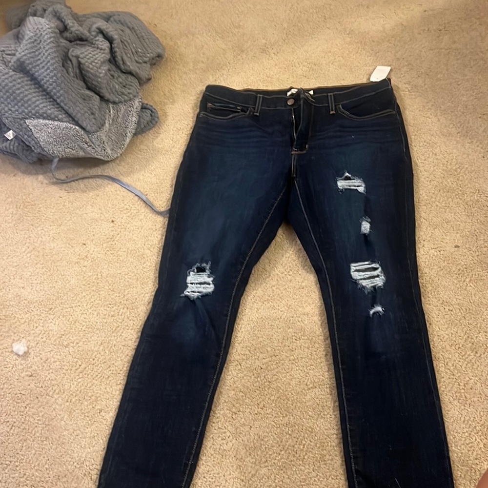 Brand new Levi 311 shaping skinny jeans